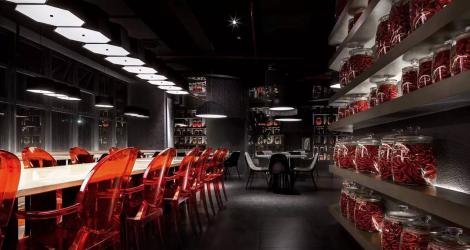 HKIRC醫(yī)療中心，把醫(yī)美中心變成了花園回