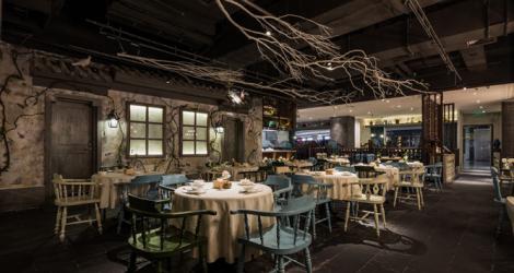 “隨物成器，巧在其中” 高品質(zhì)接待會所。