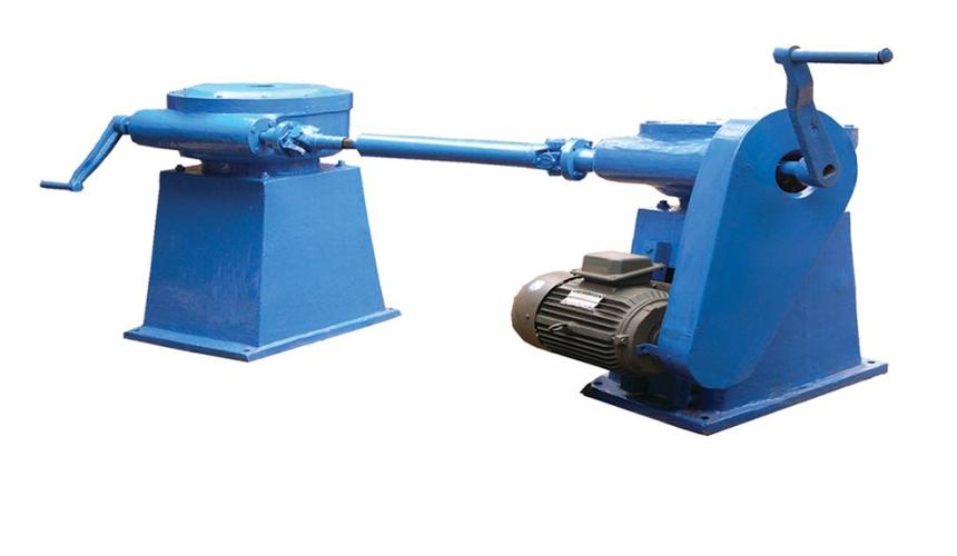 雙吊點手電兩用啟閉機(jī)